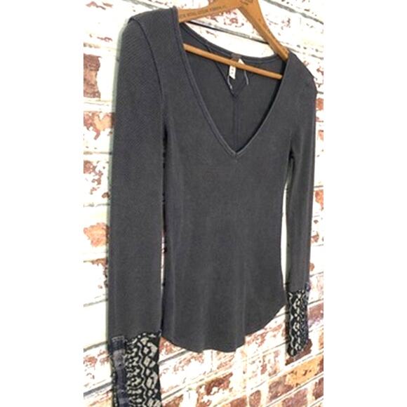 Free People We The Free Art School Cotton Blend Thermal Snap Button Cuff Blouse - Picture 4 of 10